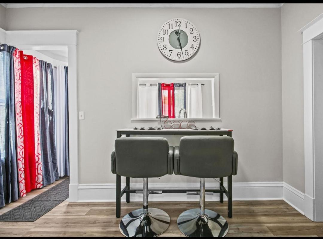 St Paul Fry Street Den Suite#1 Сейнт Пол Екстериор снимка